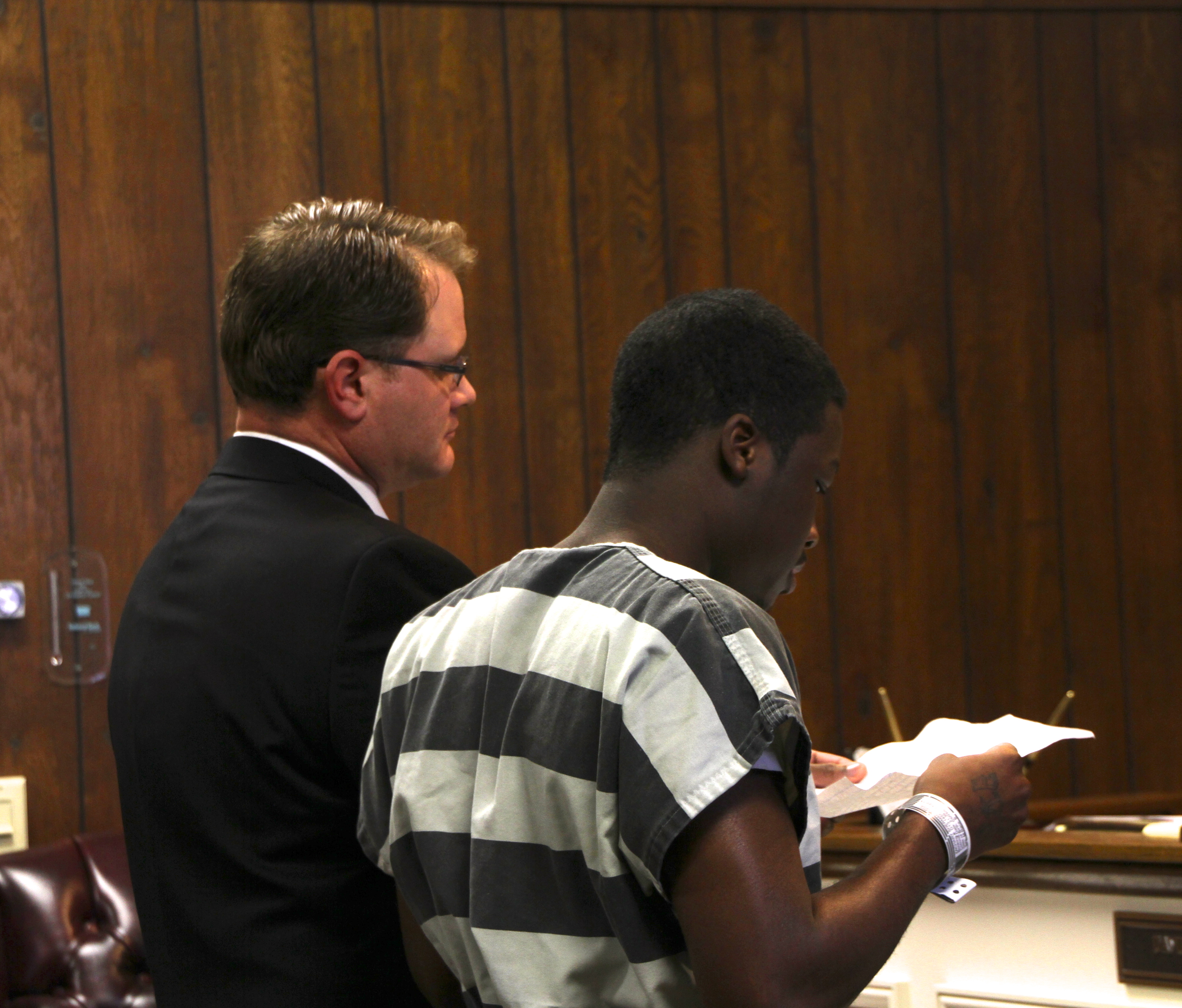 Newbury Pharmacy Robber Gets 10 Years | Geauga County Maple Leaf