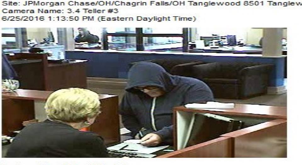 Bainbridge Bank Robber Escapes | Geauga County Maple Leaf