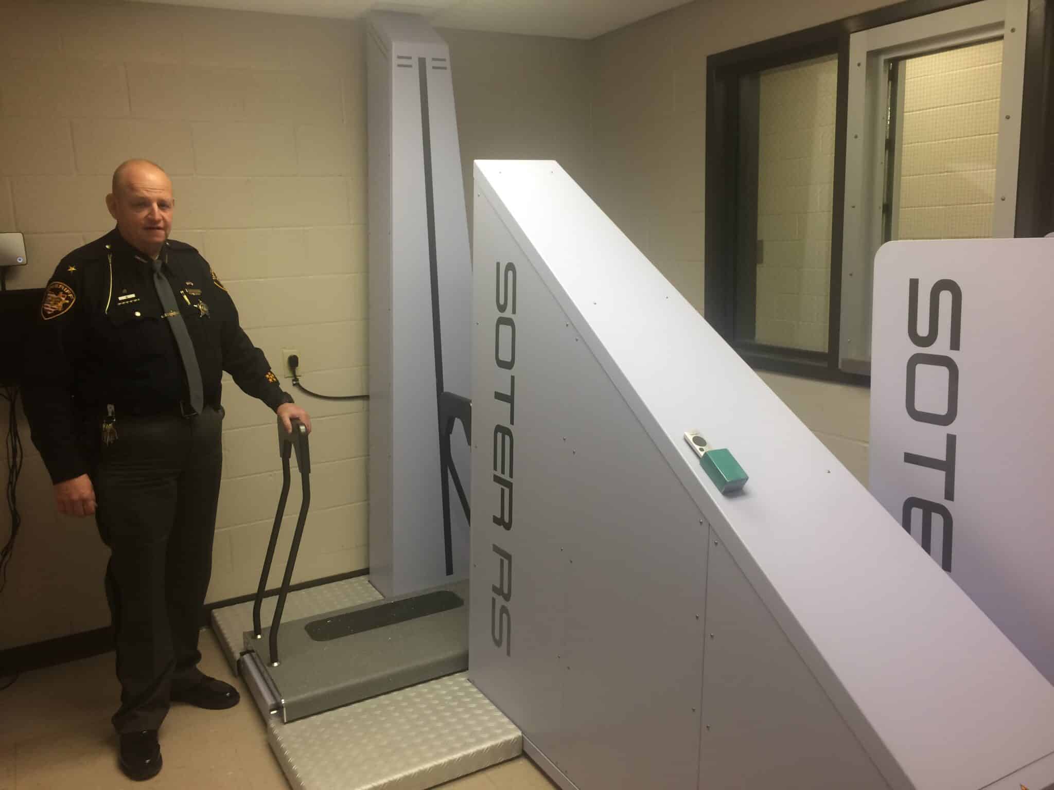 Inmate Scan New Scanner Set Up at County Jail | Geauga County Maple Leaf