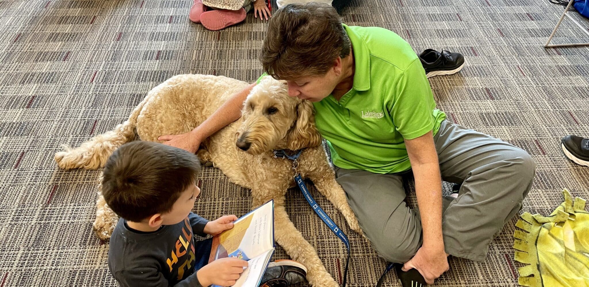 Reading to Rover Brings Tale Waggin’ Good Time to Library | Geauga ...