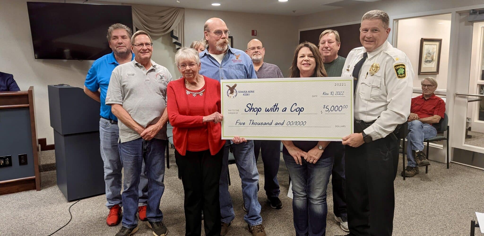 Eagles Donate to Shop with a Cop Program | Geauga County Maple Leaf