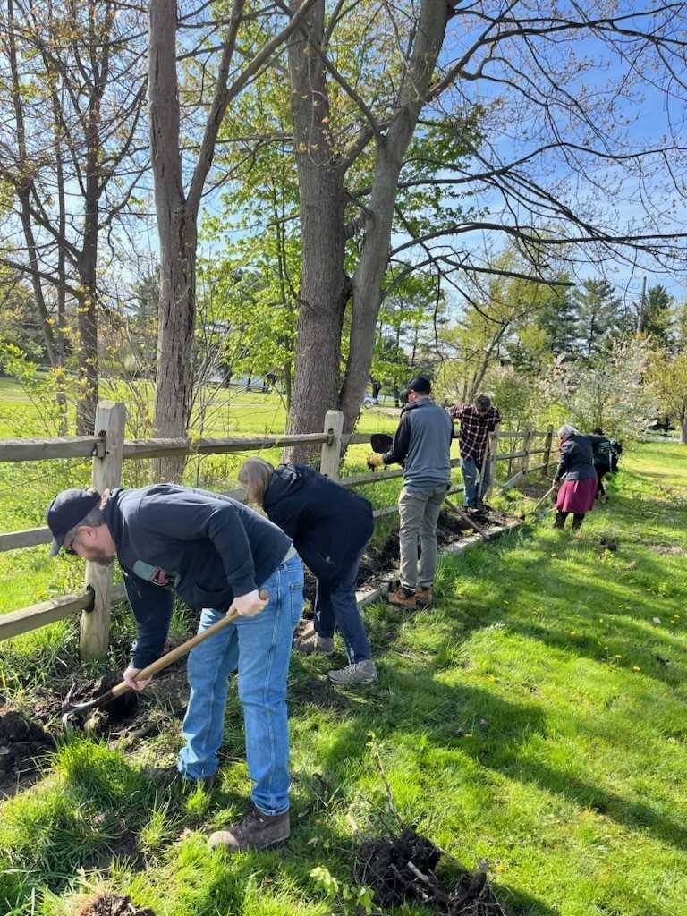 Leadership Geauga Touches Lives across County | Geauga County Maple Leaf