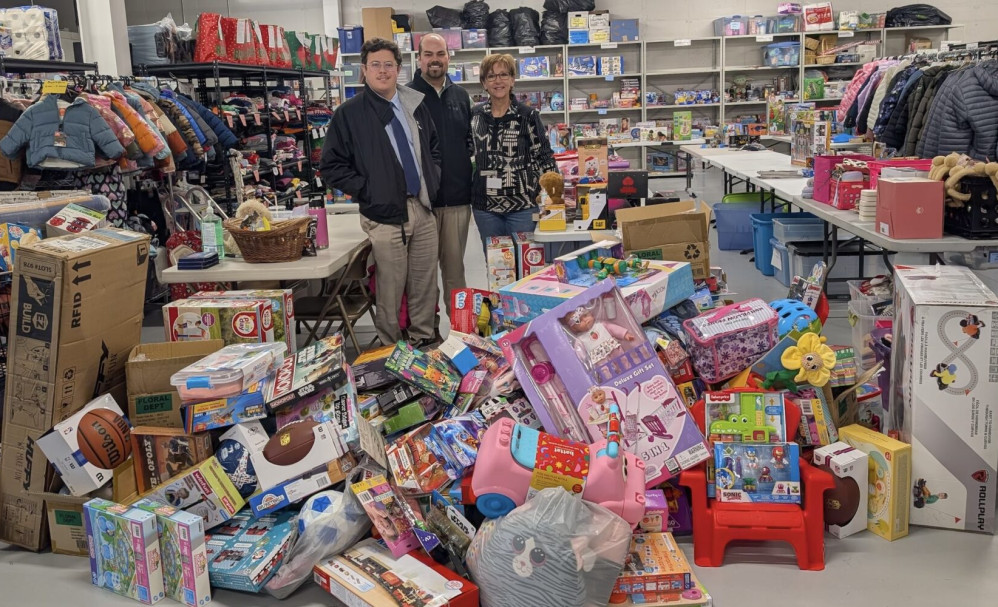 Junction Auto Team Stuffs the Truck